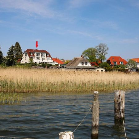 Ferienhaus Suedblick Am Yachthafen Бреге Экстерьер фото