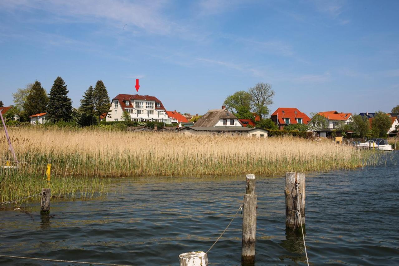 Ferienhaus Suedblick Am Yachthafen Бреге Экстерьер фото
